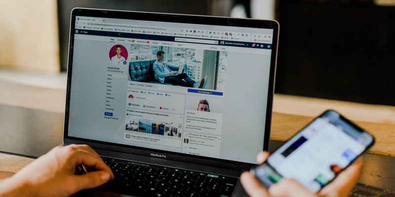 Jak promować produkty ze sklepu online na Facebooku?