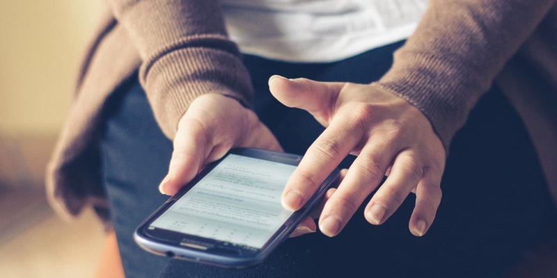 Kliknięcia w wyniki wyszukiwania i czas spędzony na stronie wpływają na pozycje w wyszukiwarce?